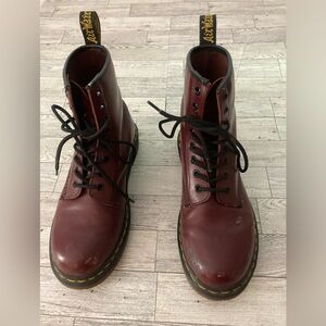 Dr marten’s maroon combat boots